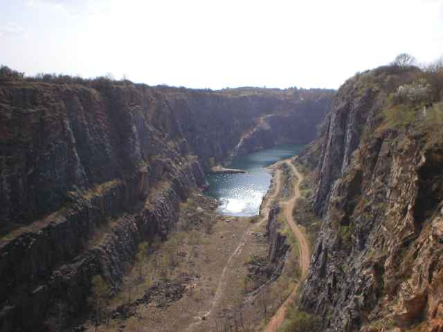 lom Amerika pohled zprava