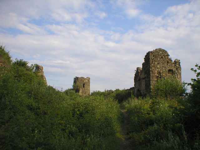 �ari�sk� hrad, pohled na zadn� ��st