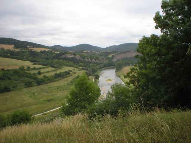 zmnn Berounka po povodnch