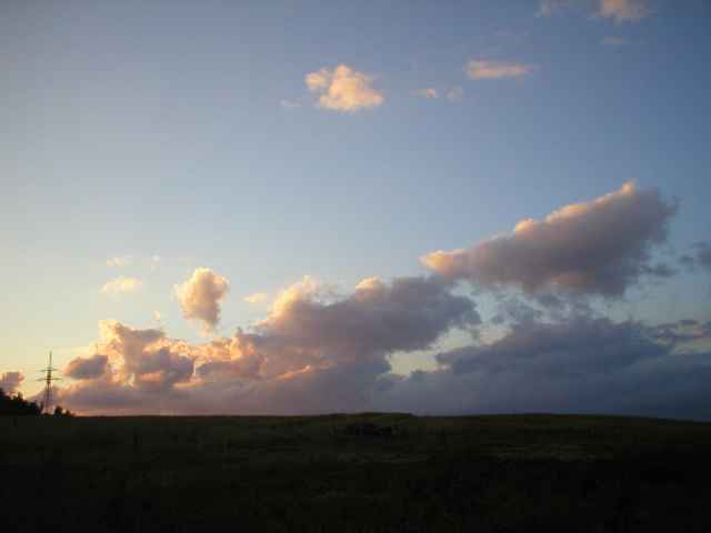 mraky nad Kop�ivnou (fotil Tom� N�mec)