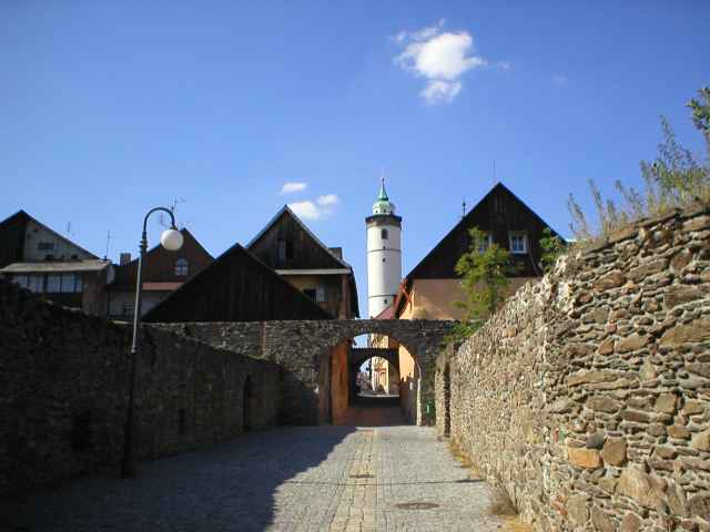 Doma�lick� v�, pohled od n�honu