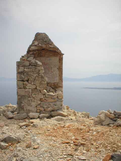 kapli�ka s ostrovem Hvar v pozad�