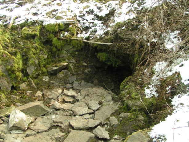 m�sto odkud na Bor�i unik� asi 16�C tepl� vzduch