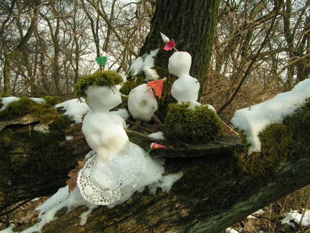 rodinka sn�hul�k� na Bor�i