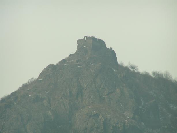 posledn� pohled na z��ceninu hradu Ko���lov